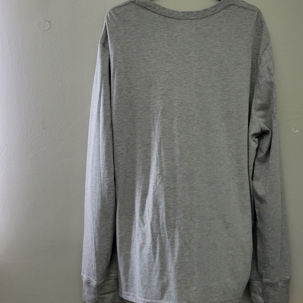 Express - Long Sleeve Graphic Henley (NWT) - Picture 4 of 8